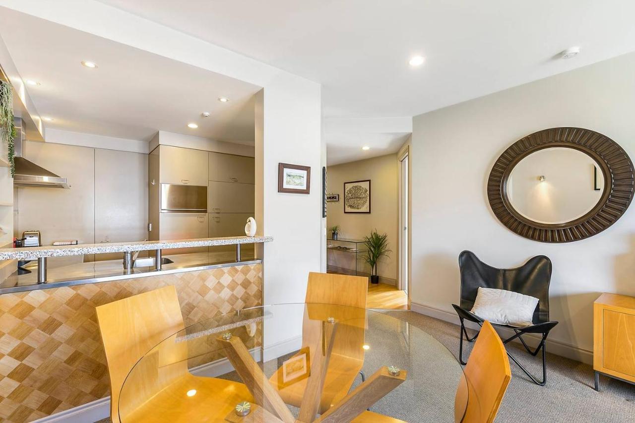 Enormous One Bedroom Beauty In Cbd! Free Parking 오클랜드 외부 사진