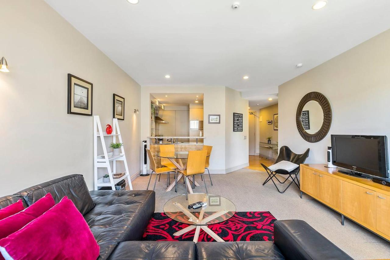 Enormous One Bedroom Beauty In Cbd! Free Parking 오클랜드 외부 사진